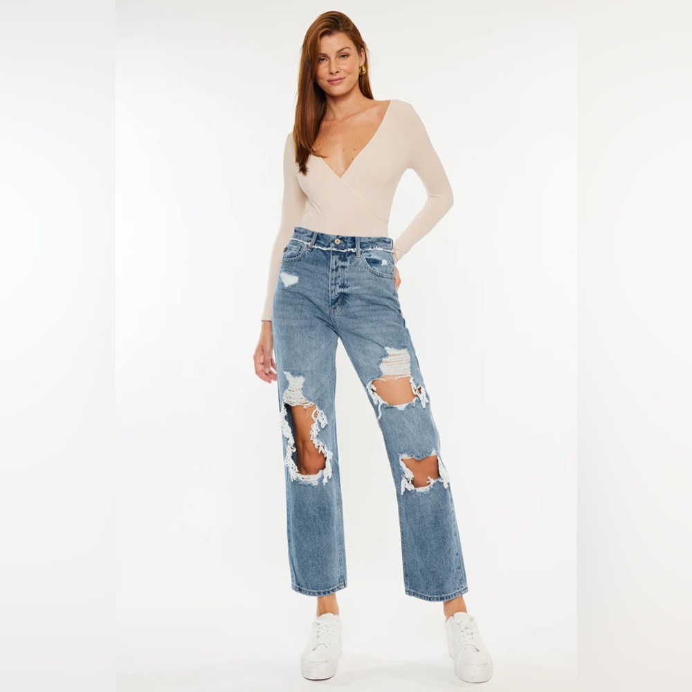 {13/30} KanCan Sylvie Ultra High Rise 90's Boyfriend Jeans